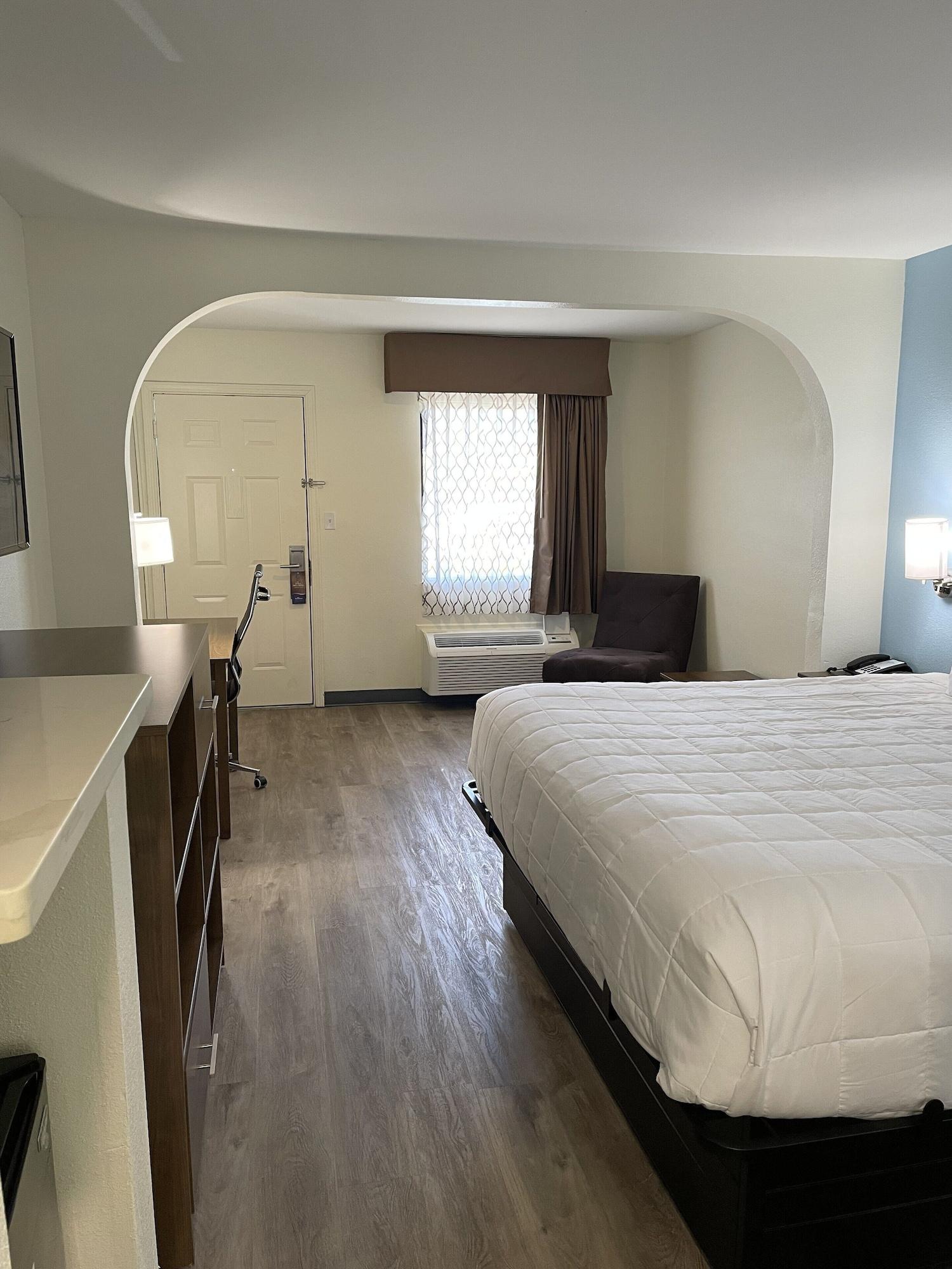 Baymont By Wyndham Biloxi - Ocean Springs Motel Bagian luar foto