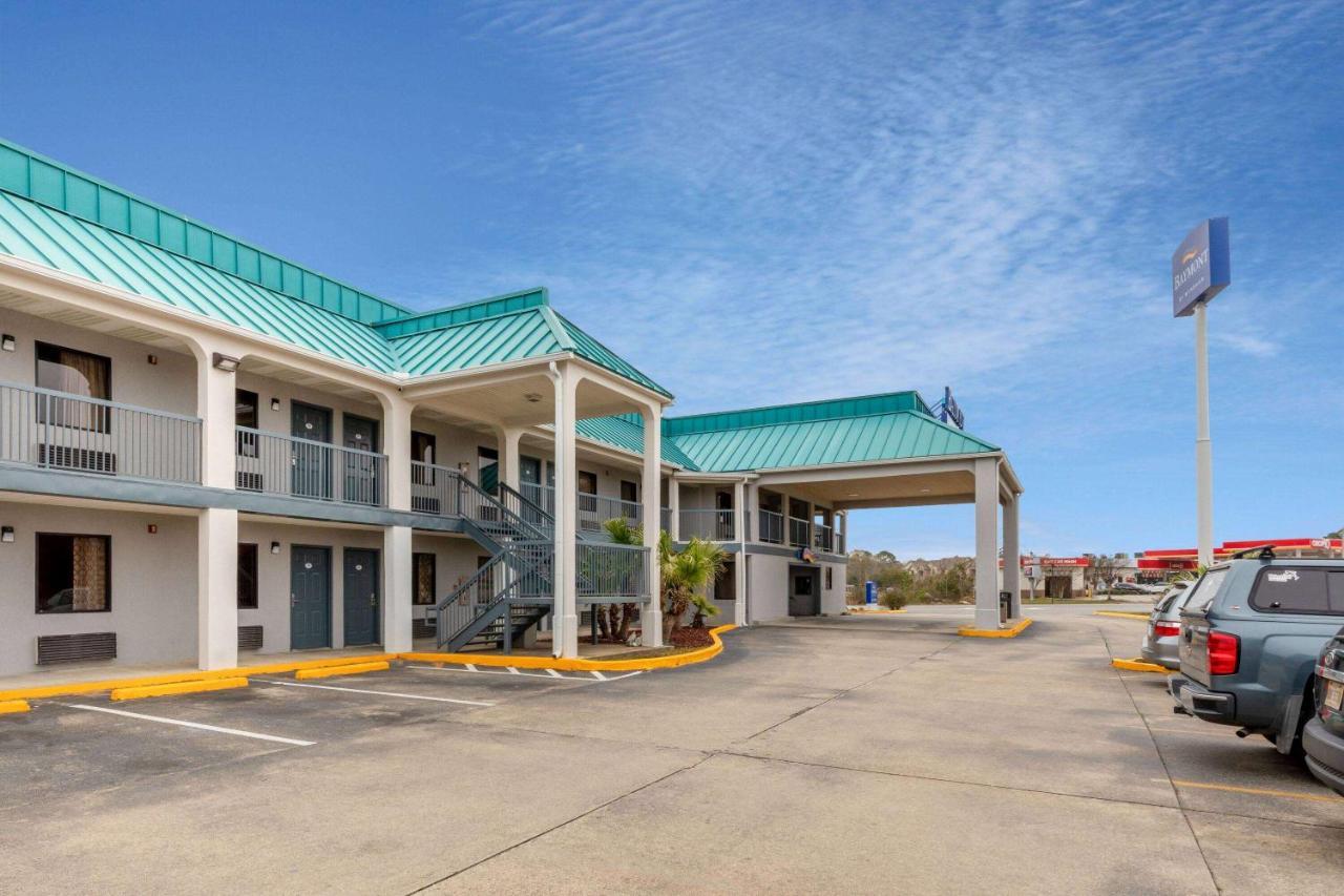 Baymont By Wyndham Biloxi - Ocean Springs Motel Bagian luar foto